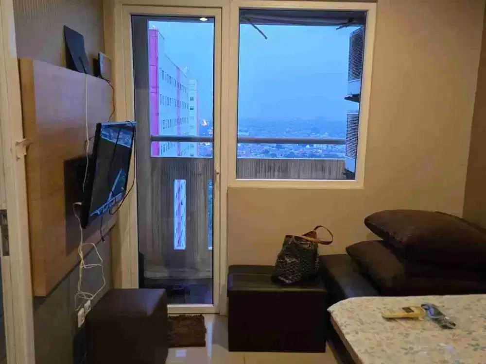 Apartemen Strategis Jakarta Green Pramuka City Tipe 2BR Disewa