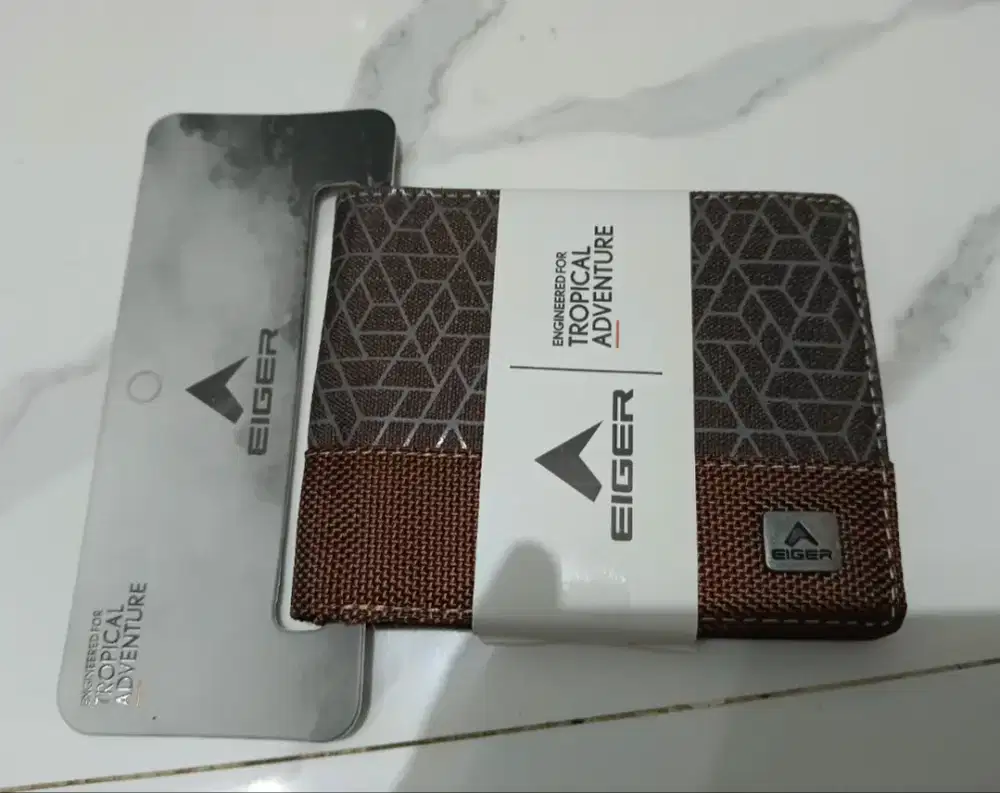 Dompet eiger ori 100% kondisi BARU fulltag jozz