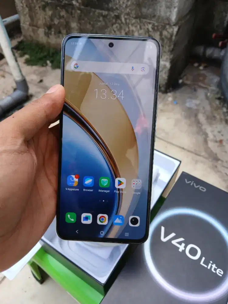 Vivo v40 lite ram 8/256