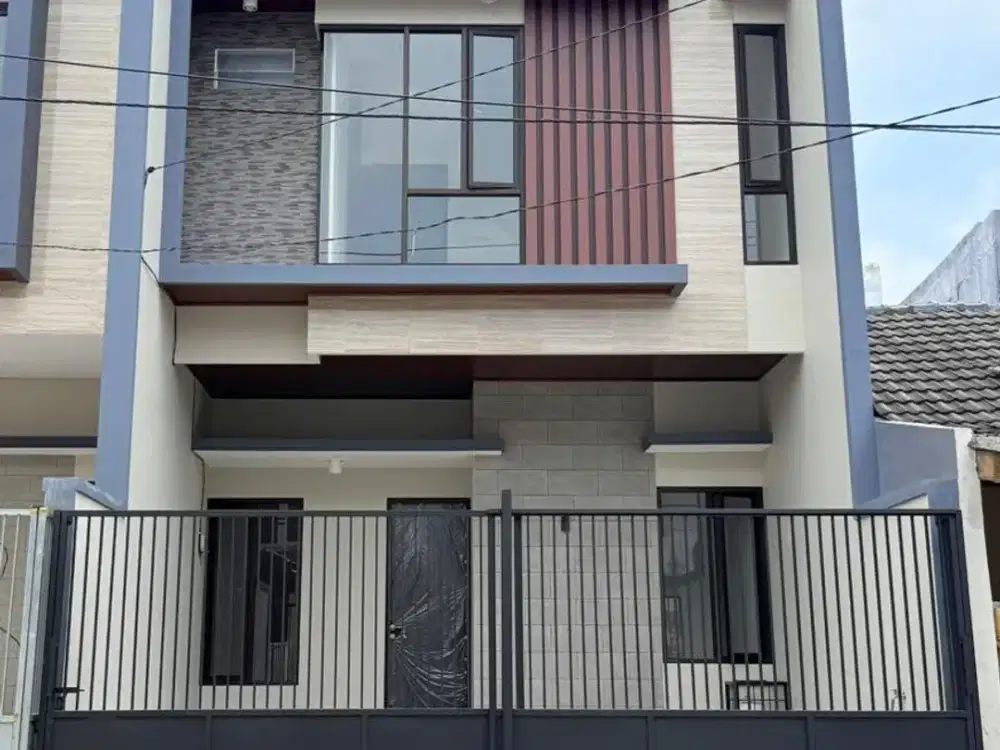 Rumah Baru Gress, Dekat Jalan Besar & Strategis di Klampis, SBY