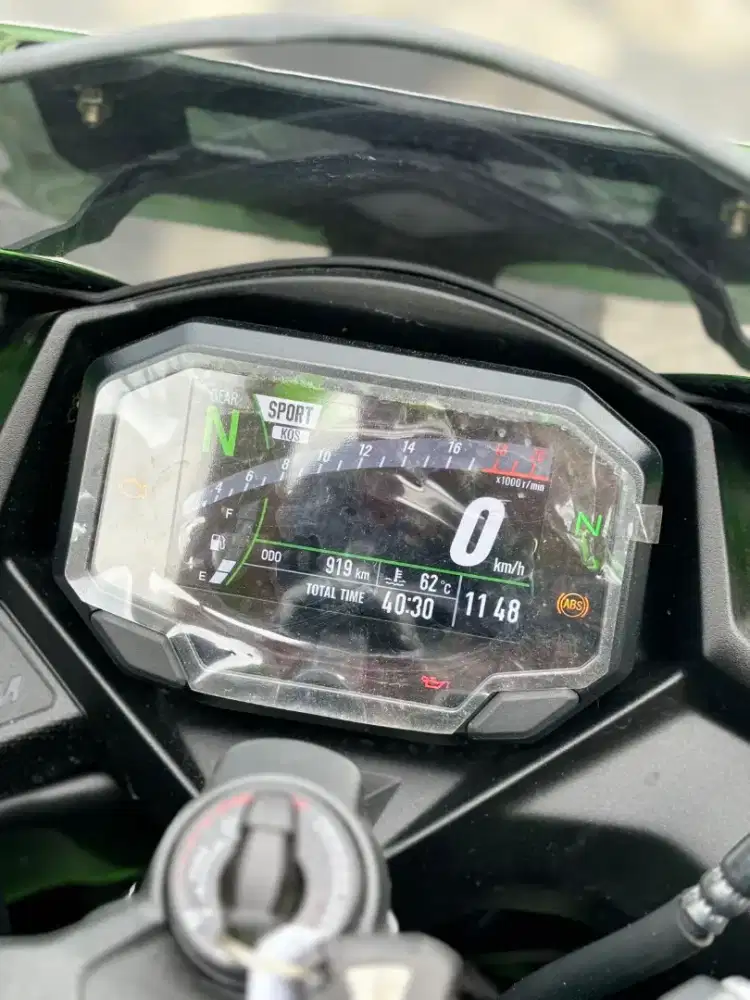 Odo 900 KM‼️ZX25RR 2025 SE KRT with Yoshimura Hepta Force Exhaust