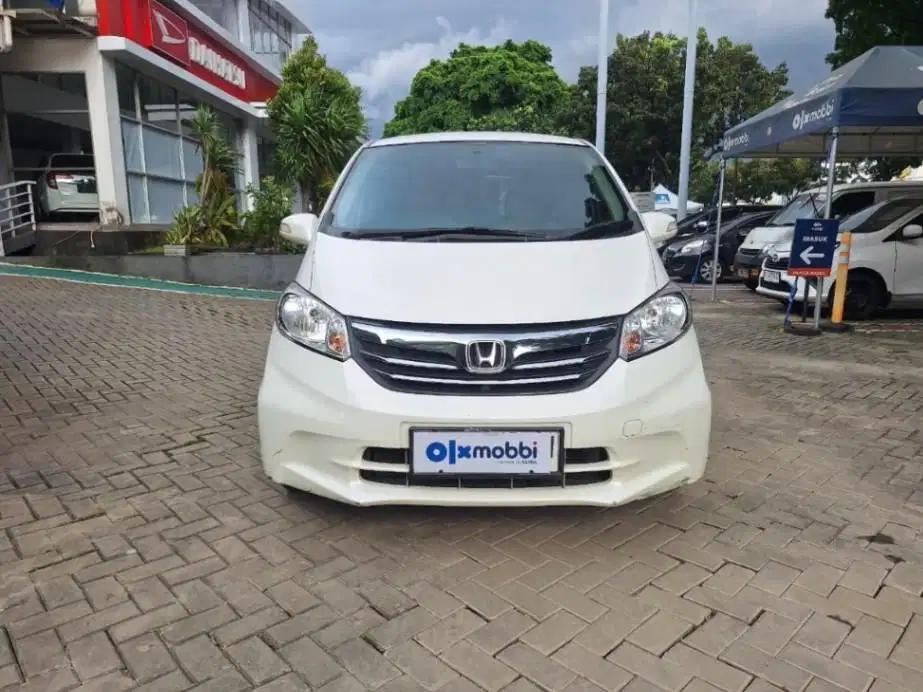 DP MURAH Honda Freed 1.5 S Bensin-AT 2013 C9LWD