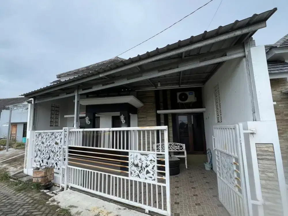 Dijual Rumah Lokasi Strategis Di Jl. Raya Pacul Kaladawa Tegal