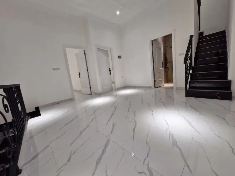 Dijual Rumah Komplek DPR RI, Rumah Joglo, Rumah Kembangan, Meruya Selatan, Jakarta Barat