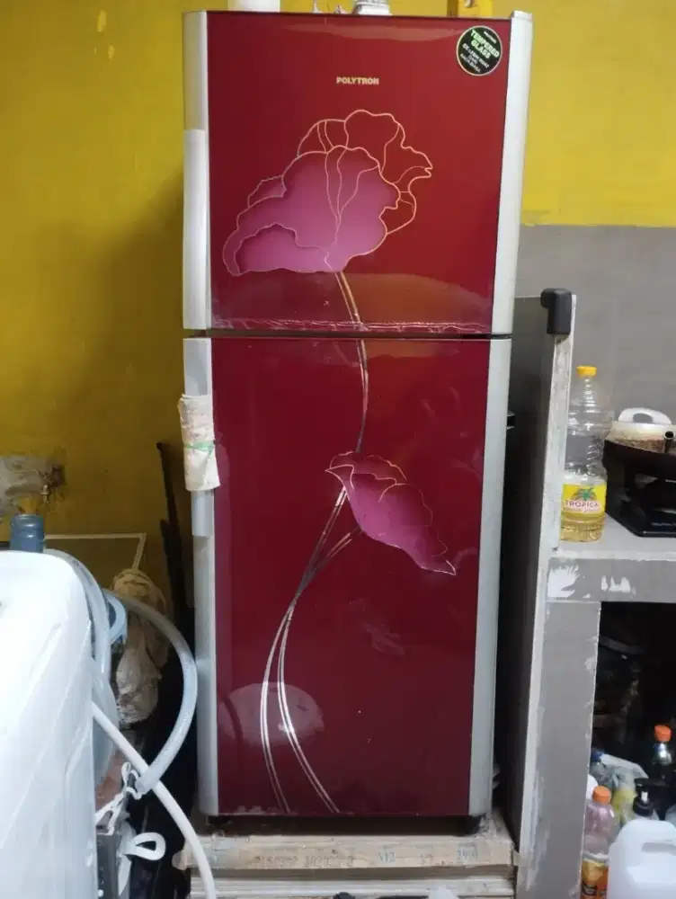 Jual kulkas 2pintu keadaan mati tdk dingin