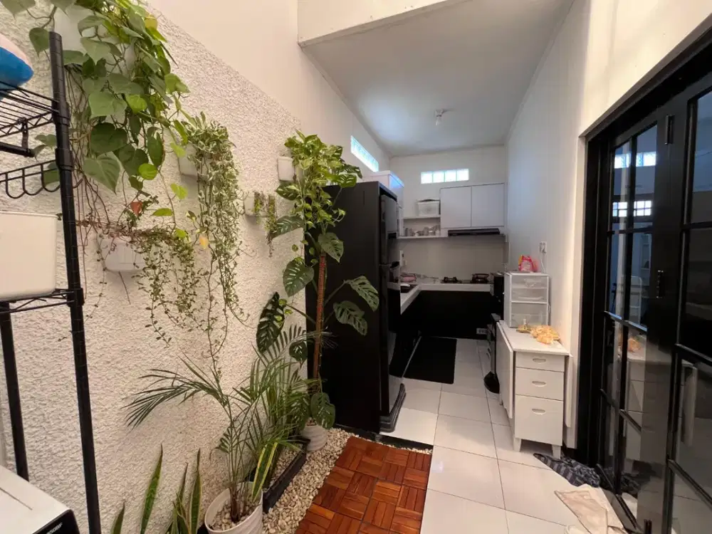 Jual Rumah TERAWAT posisi HOOK di Cibaduyut Bandung