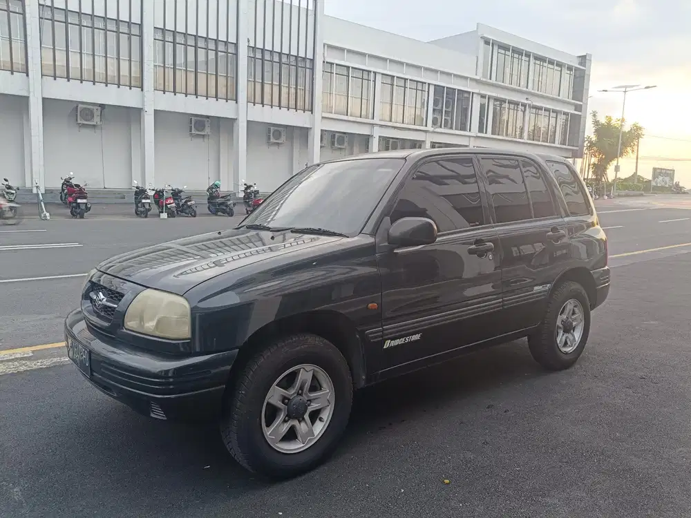 Suzuki Escudo 2003 Bensin