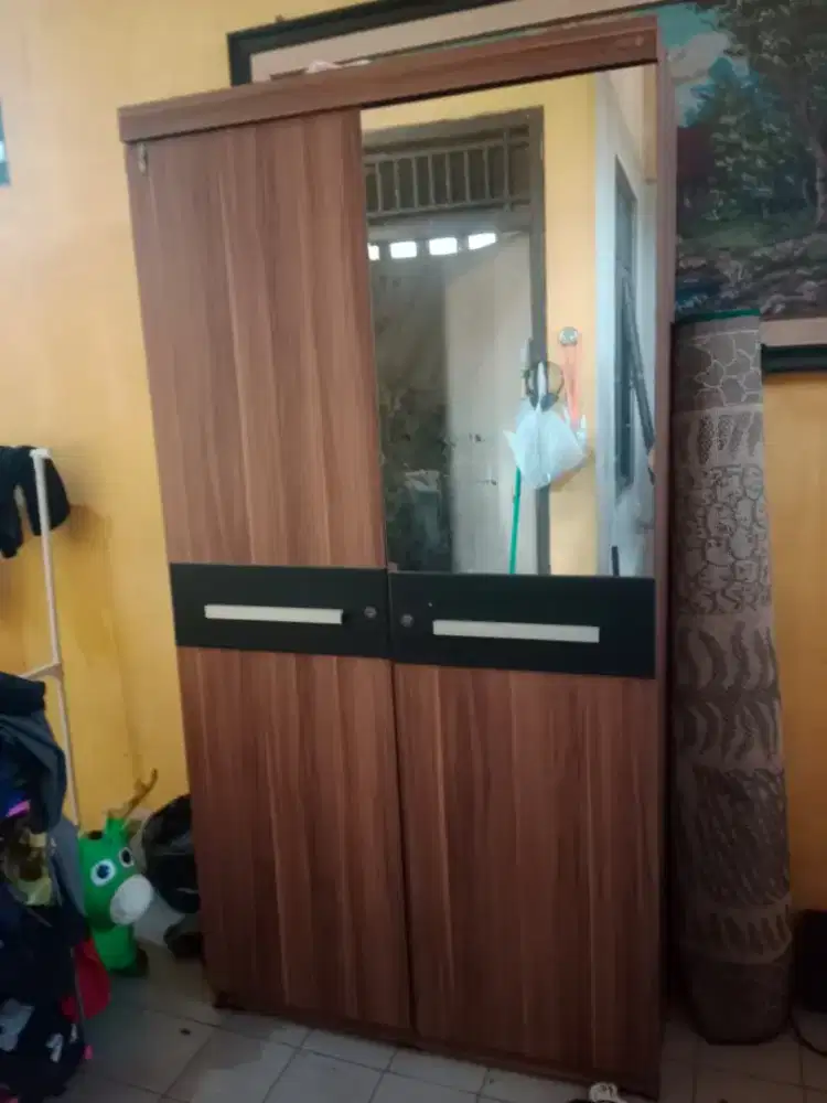 Lemari pro design 90%