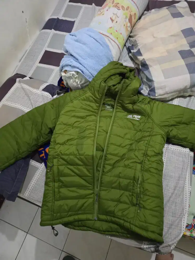 Winter Jacket Hijau 100% Polyester Arei untuk Gunung
