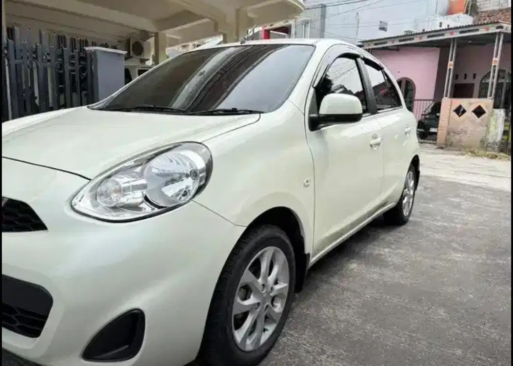 Nissan March 2017 Bensin