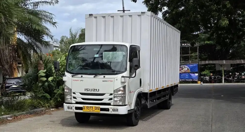 Isuzu Elf NMR MT 2020 LONG BOX BESI