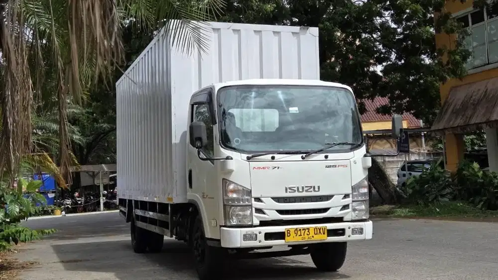 Isuzu Elf NMR 71 MT 2020 LONG BOX BESI