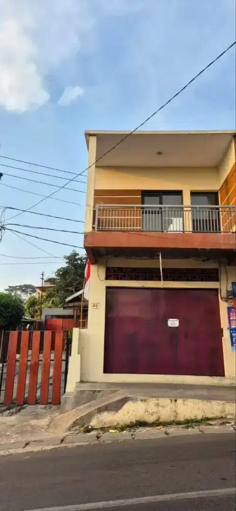 Disewakan toko lokasi strategis