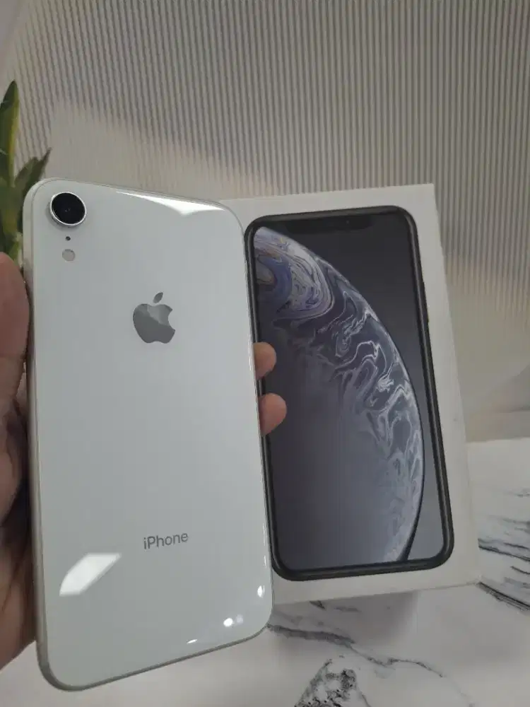 Second iPhone XR 128gb INTER All Operator Fullset