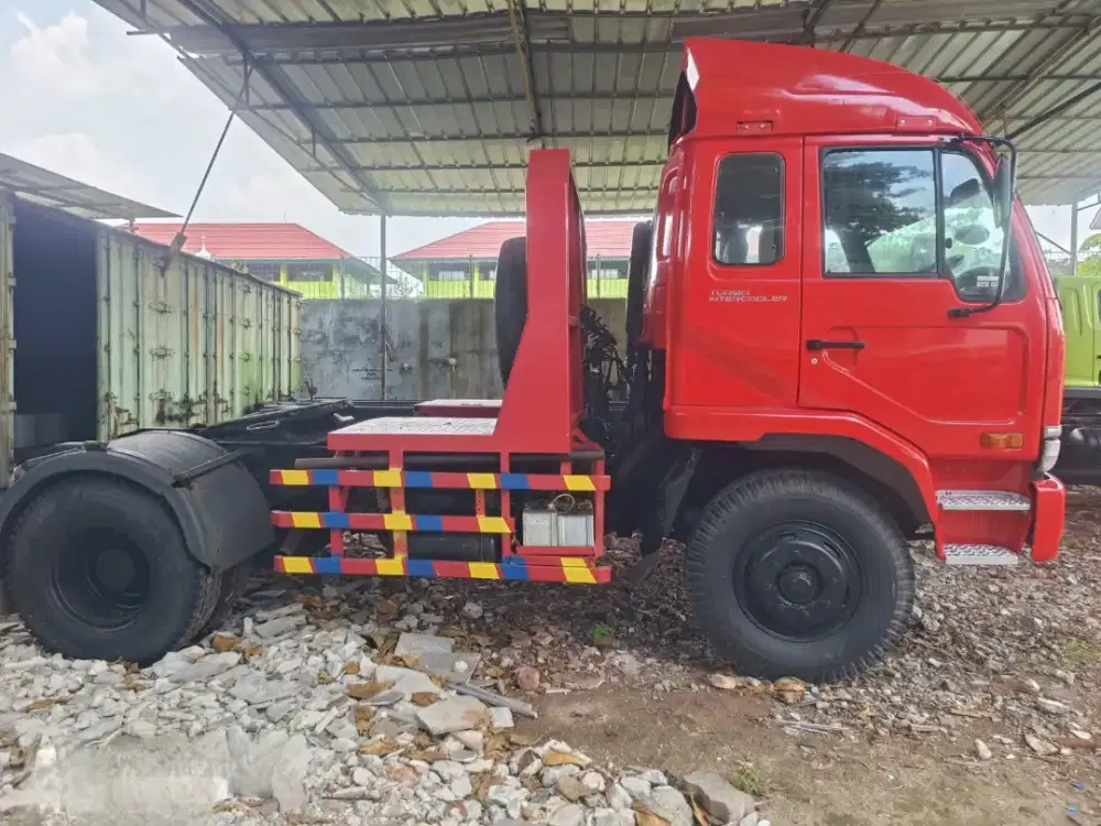 NISSAN UD.TRUCKS PK260CT ASLI TRACKTOR HEAD EURO2 ISTIMEWA SEKALI