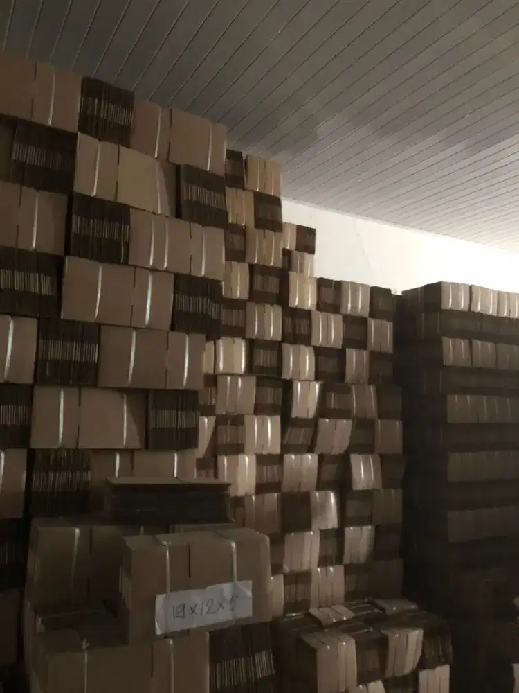 Dicari karyawan pria bagian packing, bongkar muat, Dll.