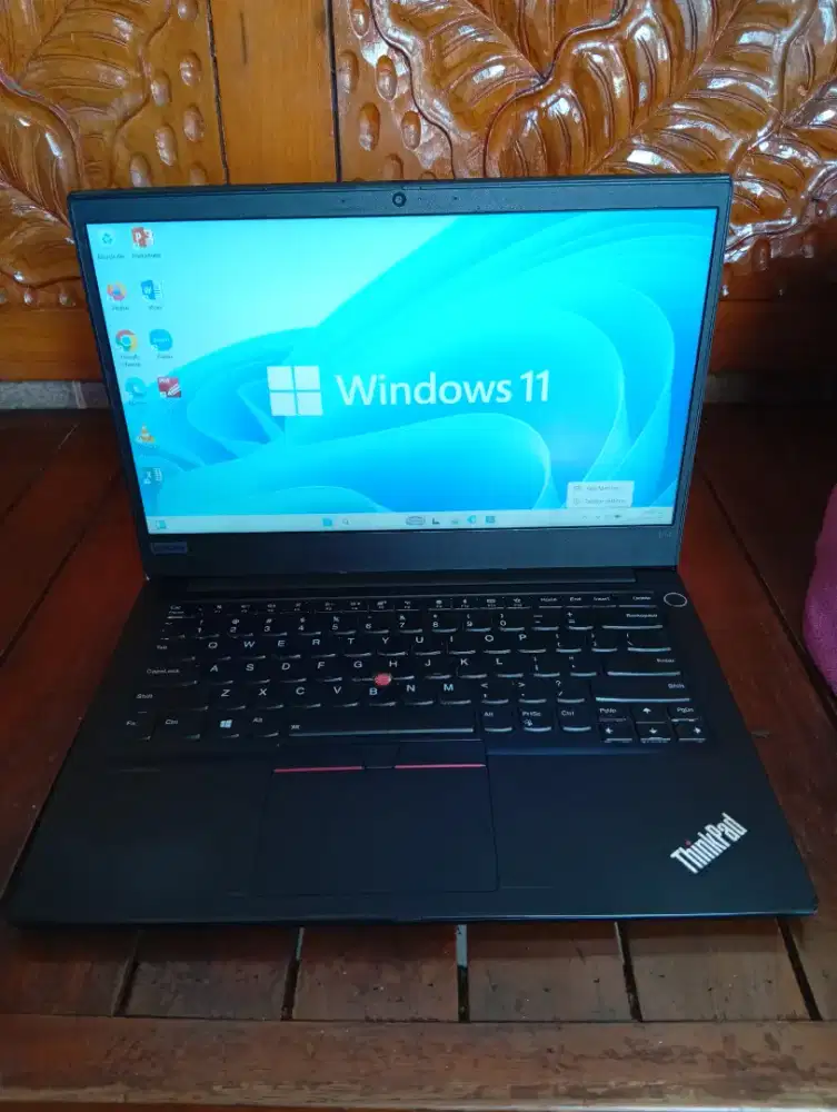 Thinkpad E14 core i5 gen 10 Ram 8/512