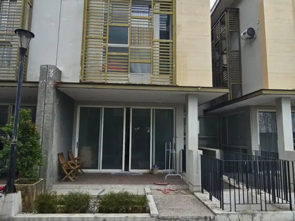 Minimalis Rumah Wisata Bukit Mas 2 Cluster Notredame ada 3 AC