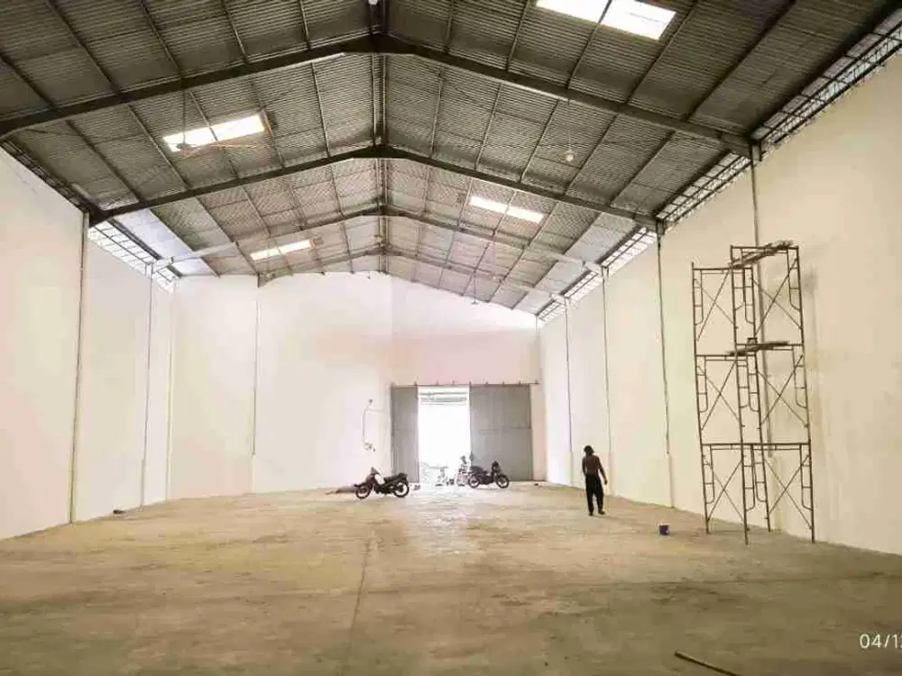 Dikontrakan Gudang Kawasan Candi Semarang