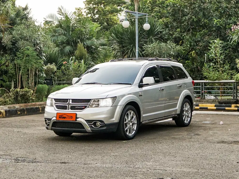 Dodge journey sxt platinum AT 2014