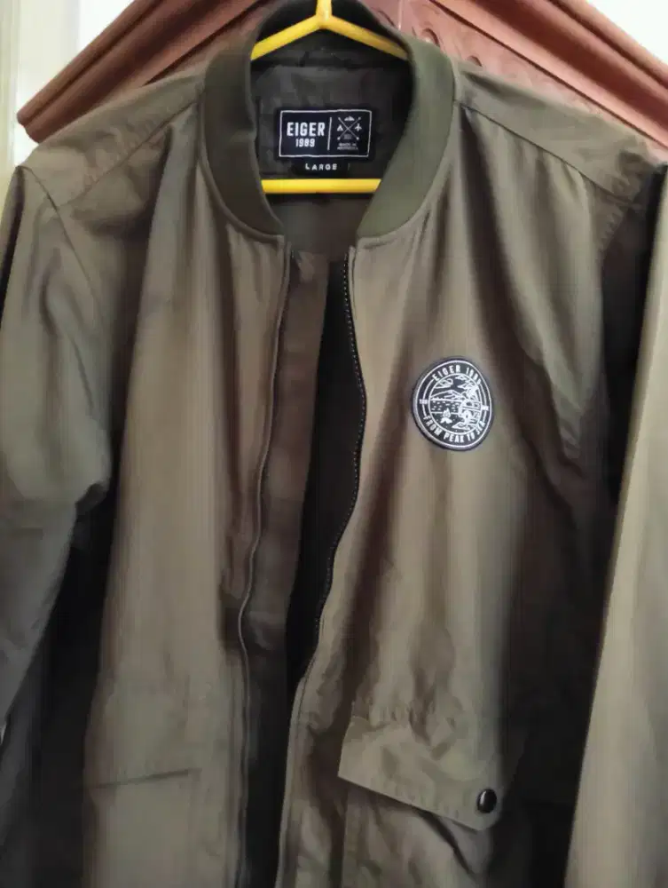 Jaket Eiger Bagus