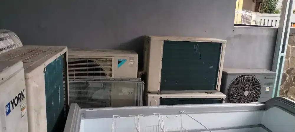 Jual AC Daikin panasonic 2,5 pk dan 1,5 pk ada 22 unit