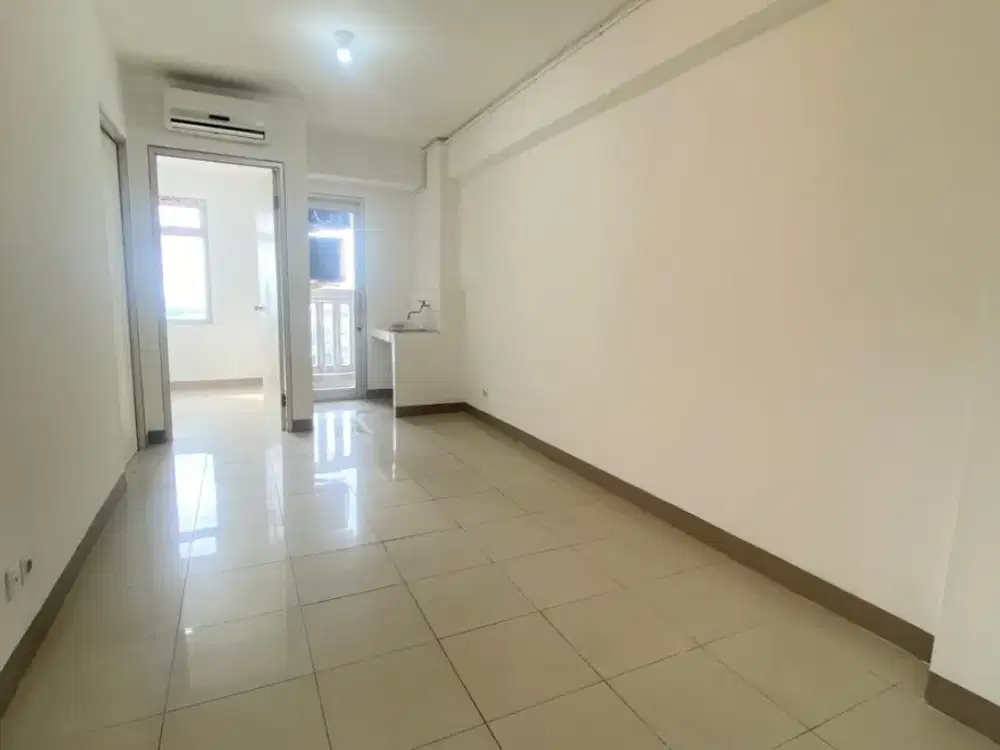 Apartemen green bay 2 kamar tidur unfurnished inc 2 AC siap huni view Laut
