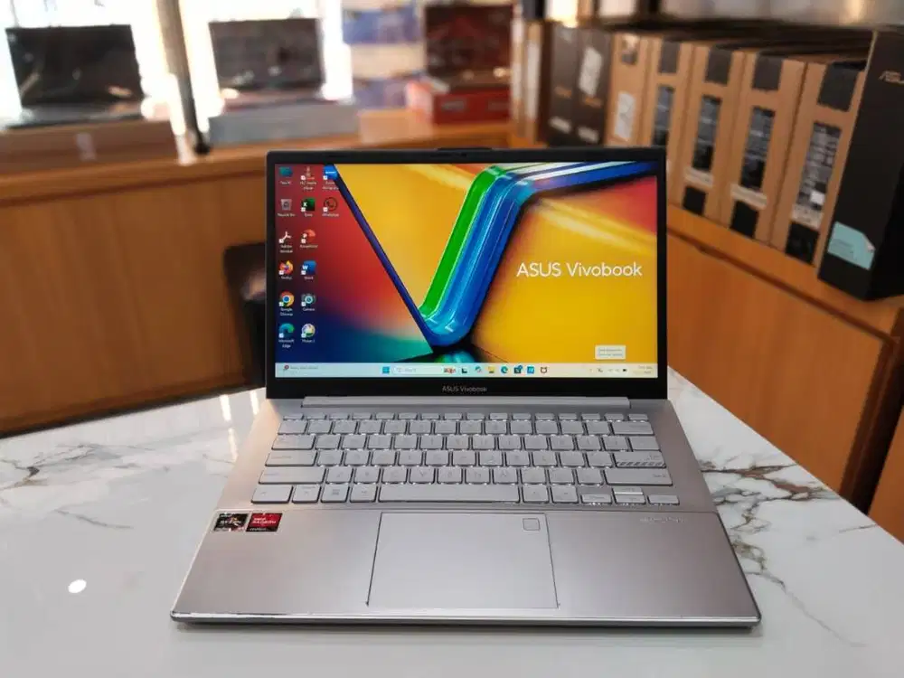 SALE! ASUS VIVOBOOK E1404FA RYZEN 3-7320U/RAM 8GB/SSD 512GB/14FHD/W11