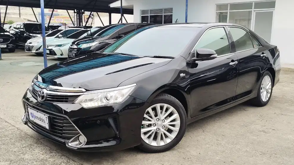 Pajak Panjang - Toyota Camry 2.5 V Bensin-AT 2015