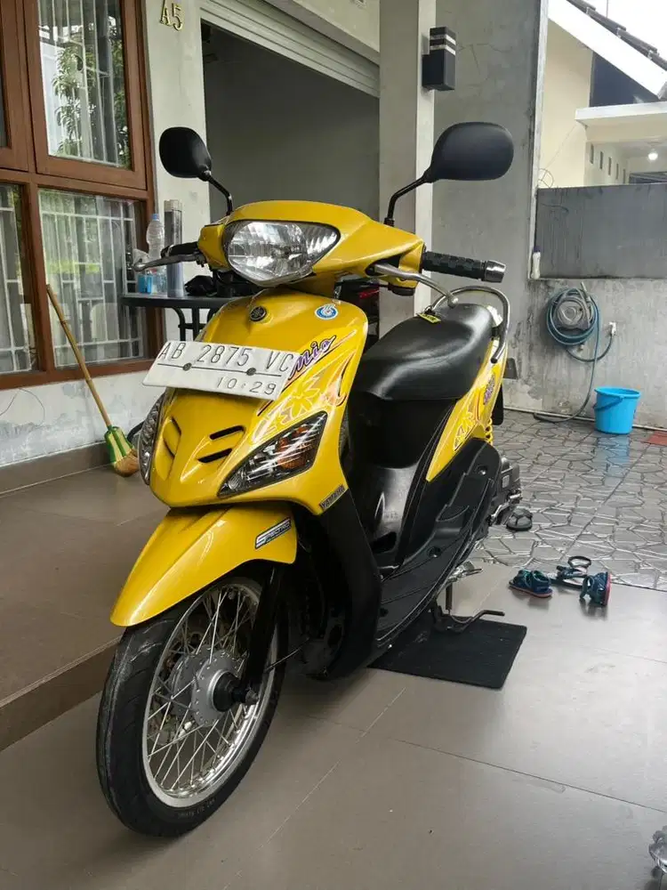Mio 5TL 2005 kuning