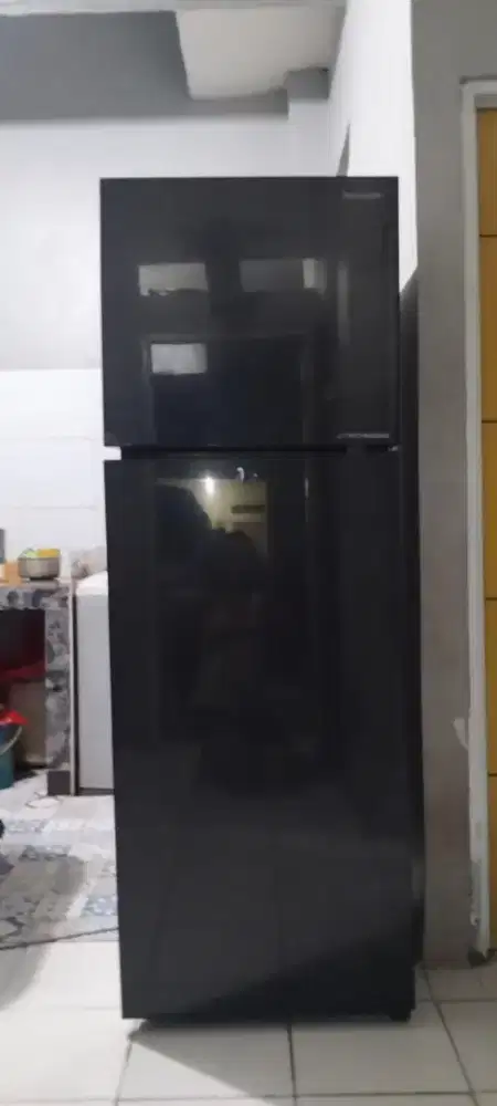 Kulkas 2 pintu sharp