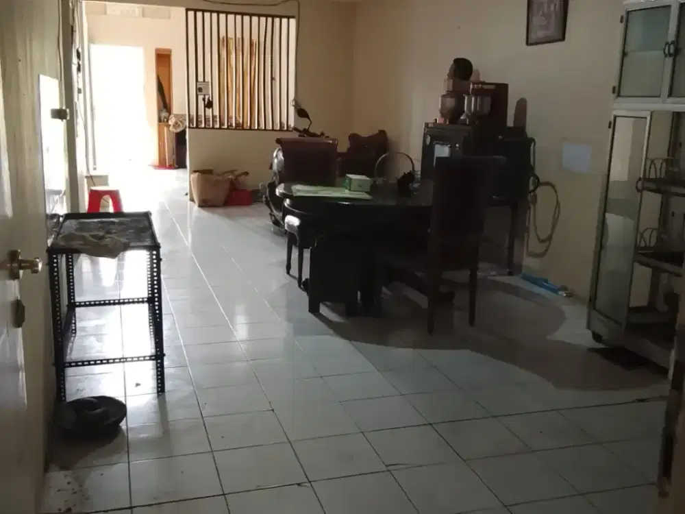 DIJUAL RUMAH BAGUS SIAP HUNI HARGA NEGO STRATEGIS SENTUL CITY SSR929