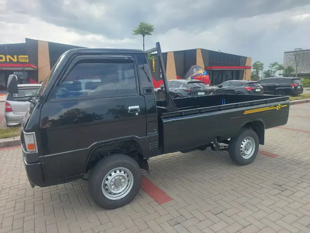 Mitsubishi L300 PickUp Euro4 2024 R/T/USB JVC/Flat Deck/STNK Kir Hidup