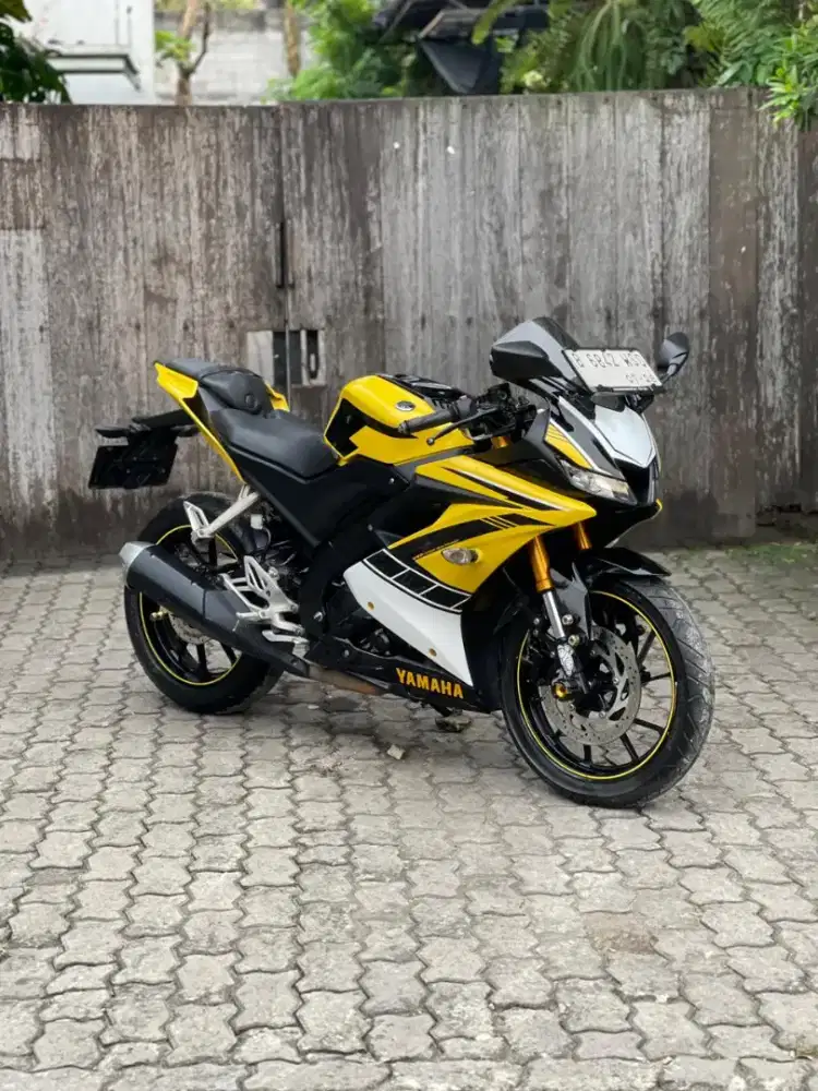 YAMAHA YZF R15 V3 VVA 2018