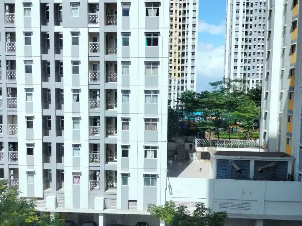 Apartemen The Springlake Summarecon Bekasi, Type 2BR, Lantai Tinggi di Tower Baru, Siap Huni