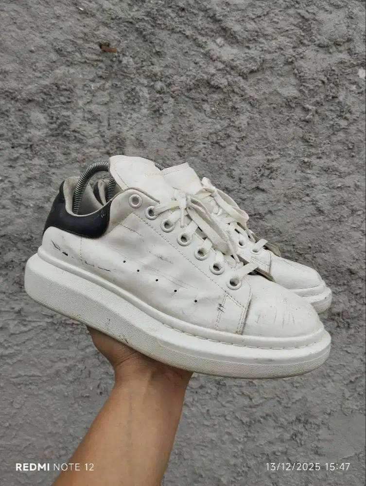 SEPATU ALEXANDER MC QUEEN SECOND