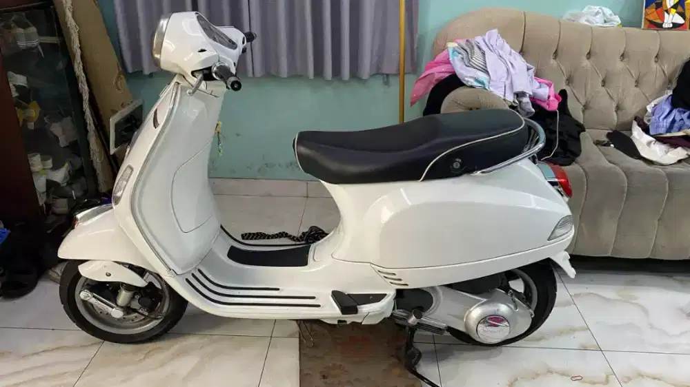Vespa LX 150 2012