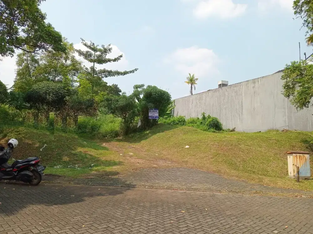 Dijual Kavling Luas 2.571 m2 SHM Raffles Hills Cibubur