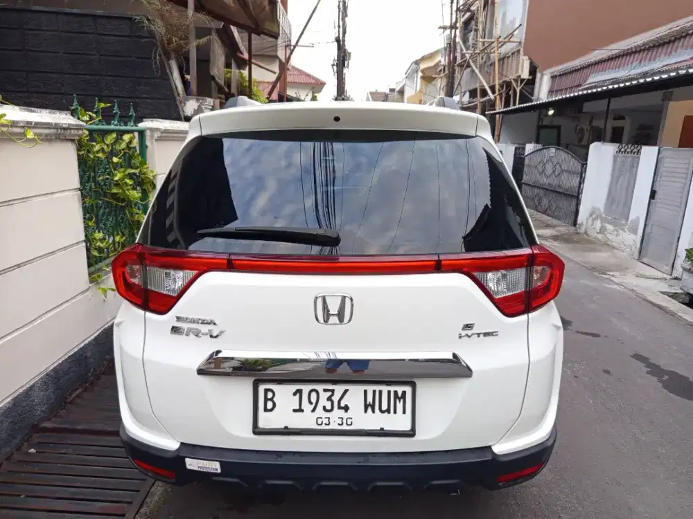 Honda brv S mt 2016 pribadi low km bkn e