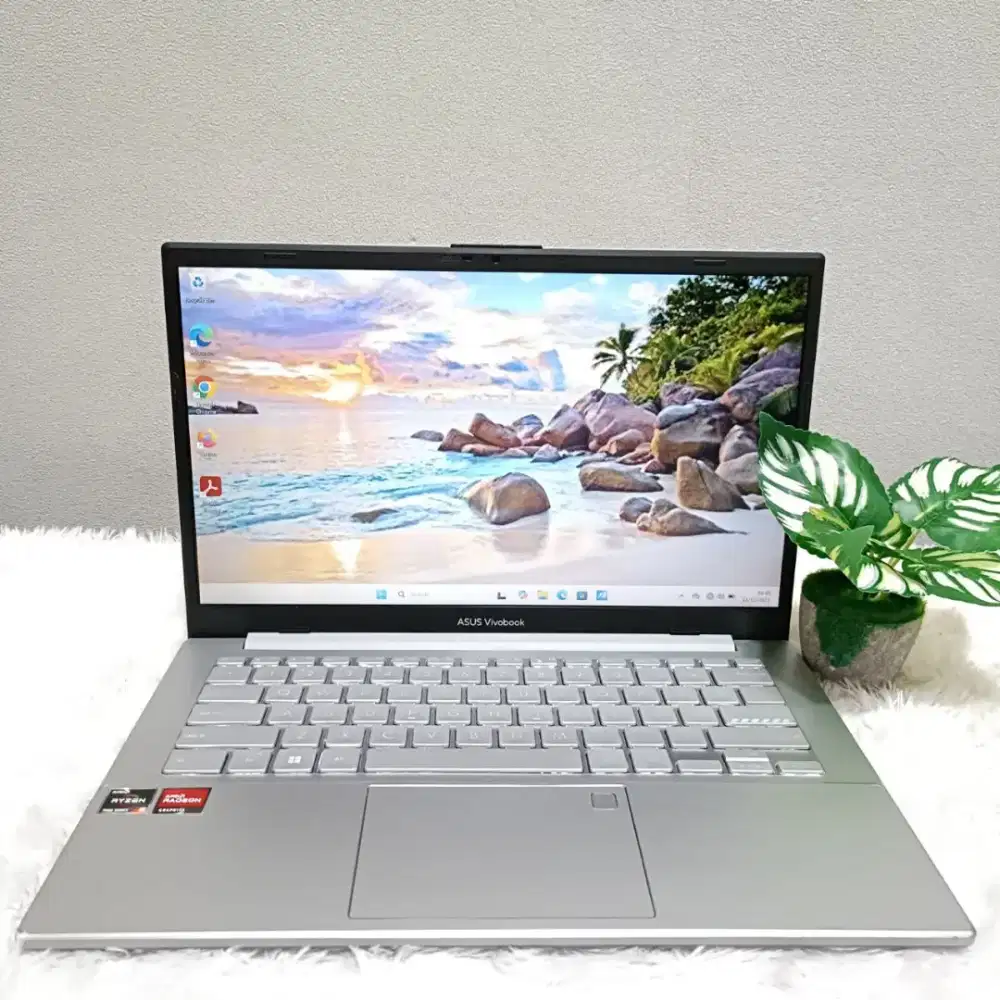 LAPTOP ASUS VIVOBOOK GO E1404FA AMD RYZEN 3 GARANSI 1 TAHUN