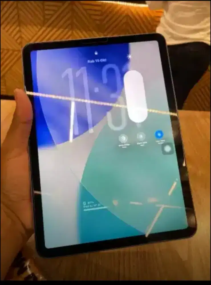 iPad air 5 wifi 64gb