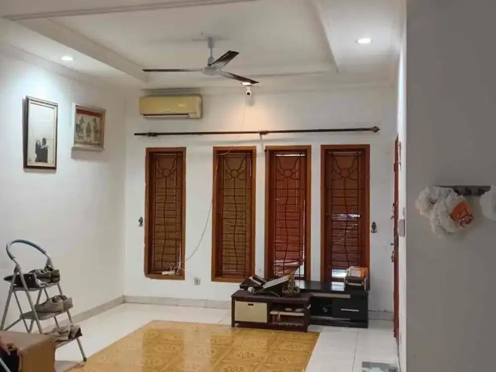 Dijual Rumah Strategis di Jakarta Timur