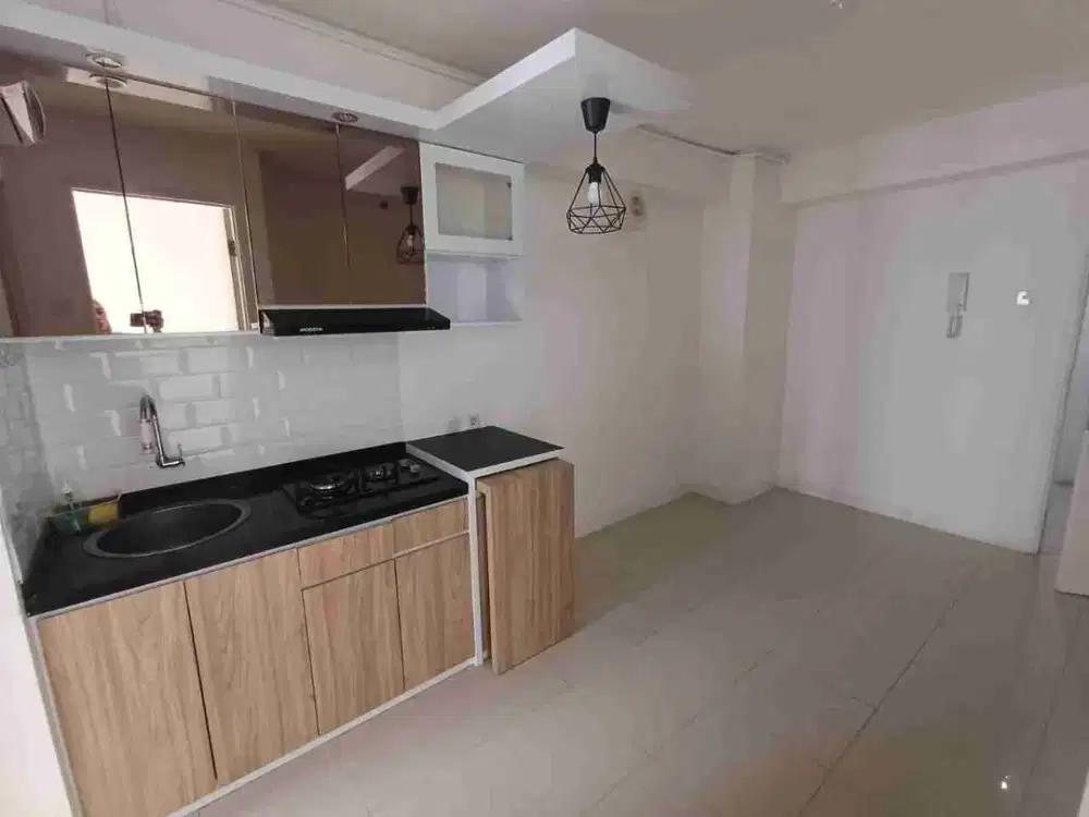 Disewakan 2BR Semi Furnish Diatas Mall Bassura City - Ada kitchen set