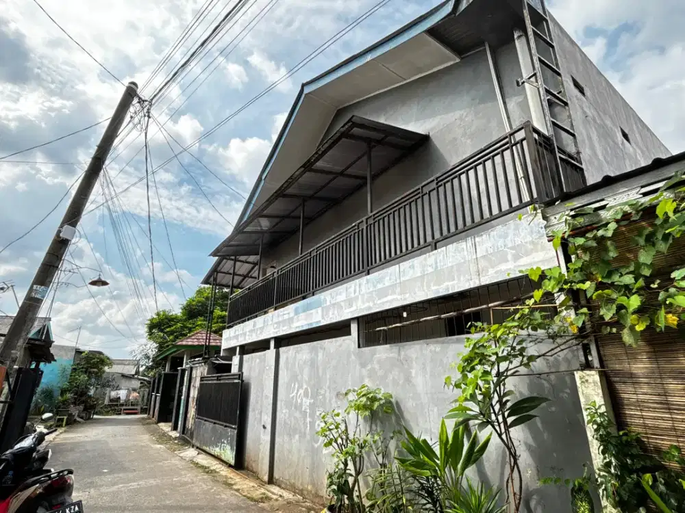 Rumah Besar Lahan 788 m2, Bonus Kos2an 12 Kamar Di Rawalumbu Bekasi, Hanya 5 Menit Dari Jalan Raya Narogong