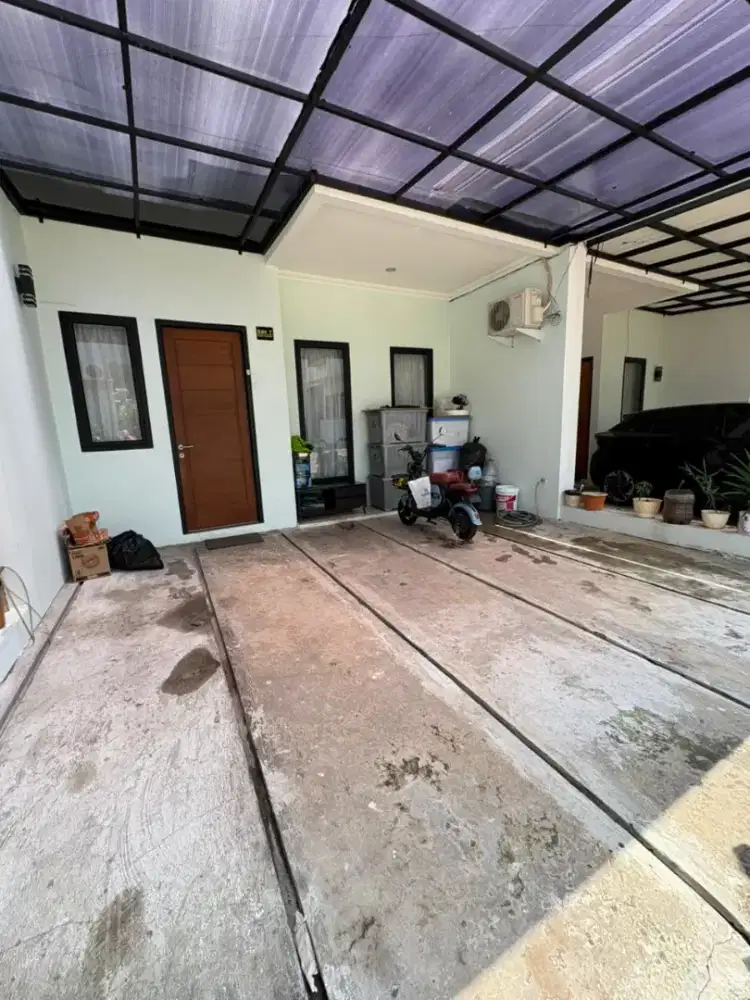Rumah SHM Cantik & Terawat di Pisangan. Bebas Banjir & Strategis.