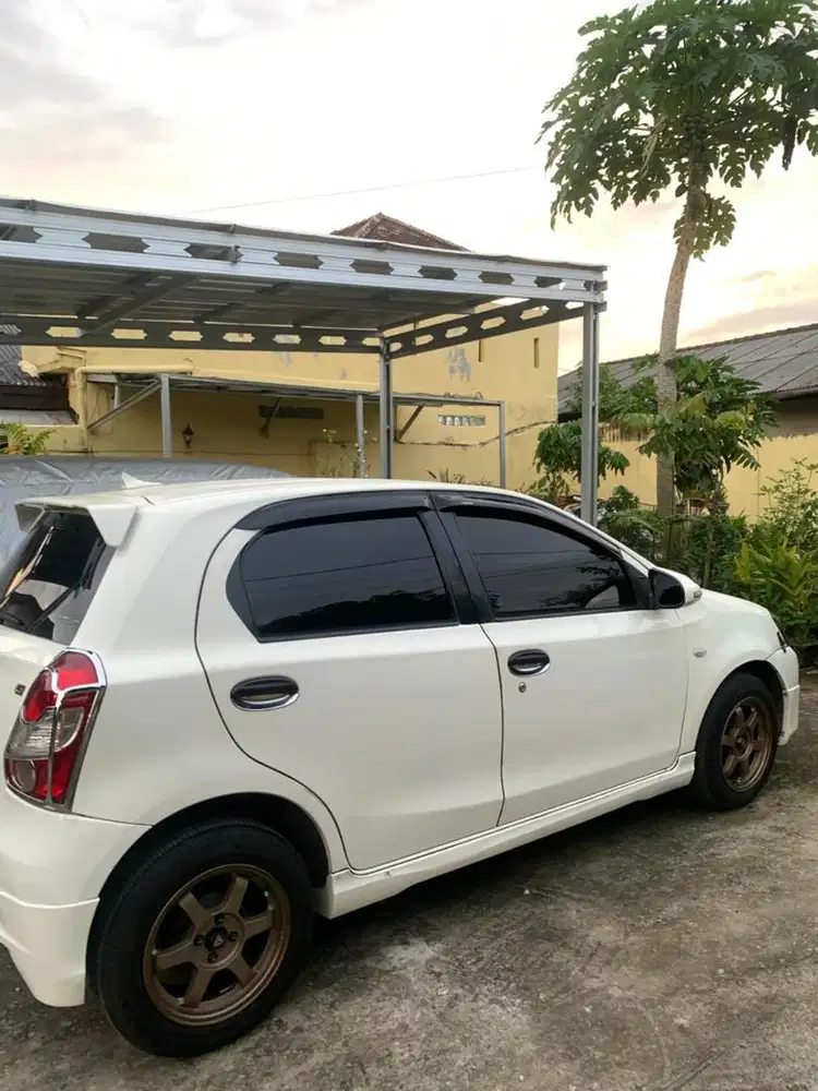 ETIOS VALCO 2013 M/T