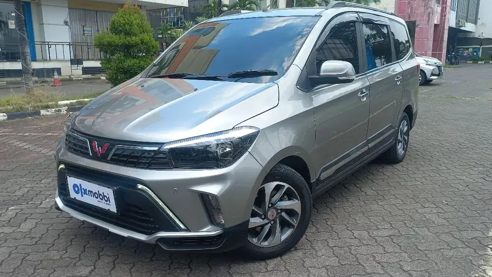 Pajak Panjang - Wuling Confero S 1.5 L Bensin-MT 2021