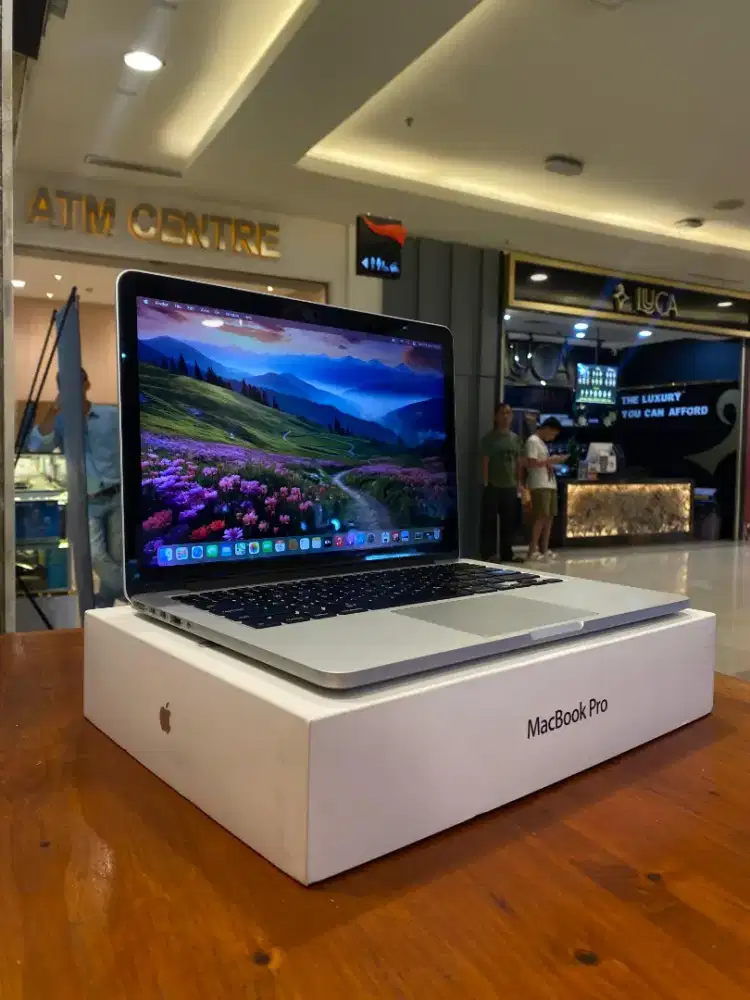 Macbook Pro Retina 13 inch 2014 i5 8/128GB