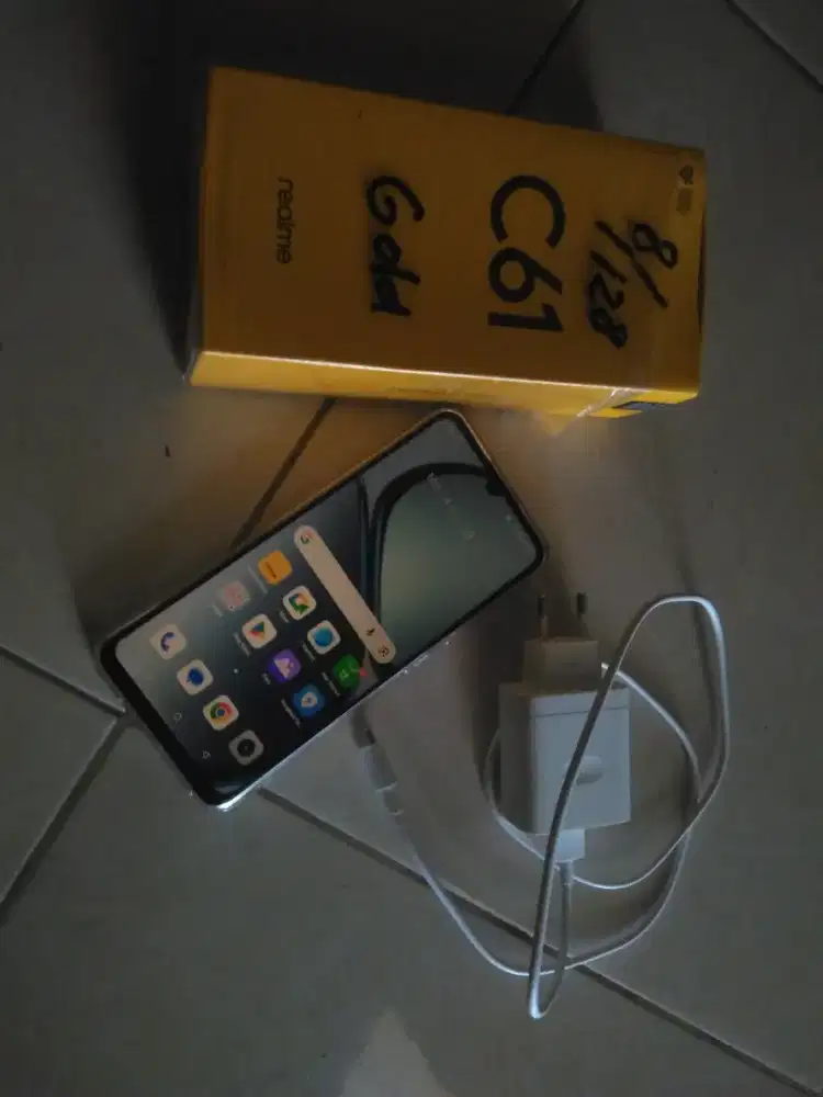 Realme c61 ram 8/128