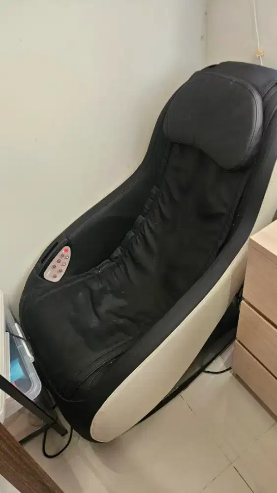 Kursi pijat pijet informa